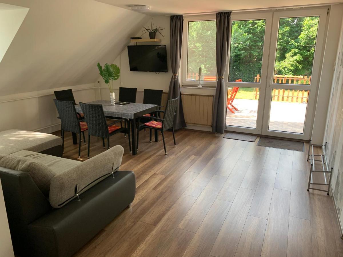 Borsi Apartman Balatonalmadi Exterior photo